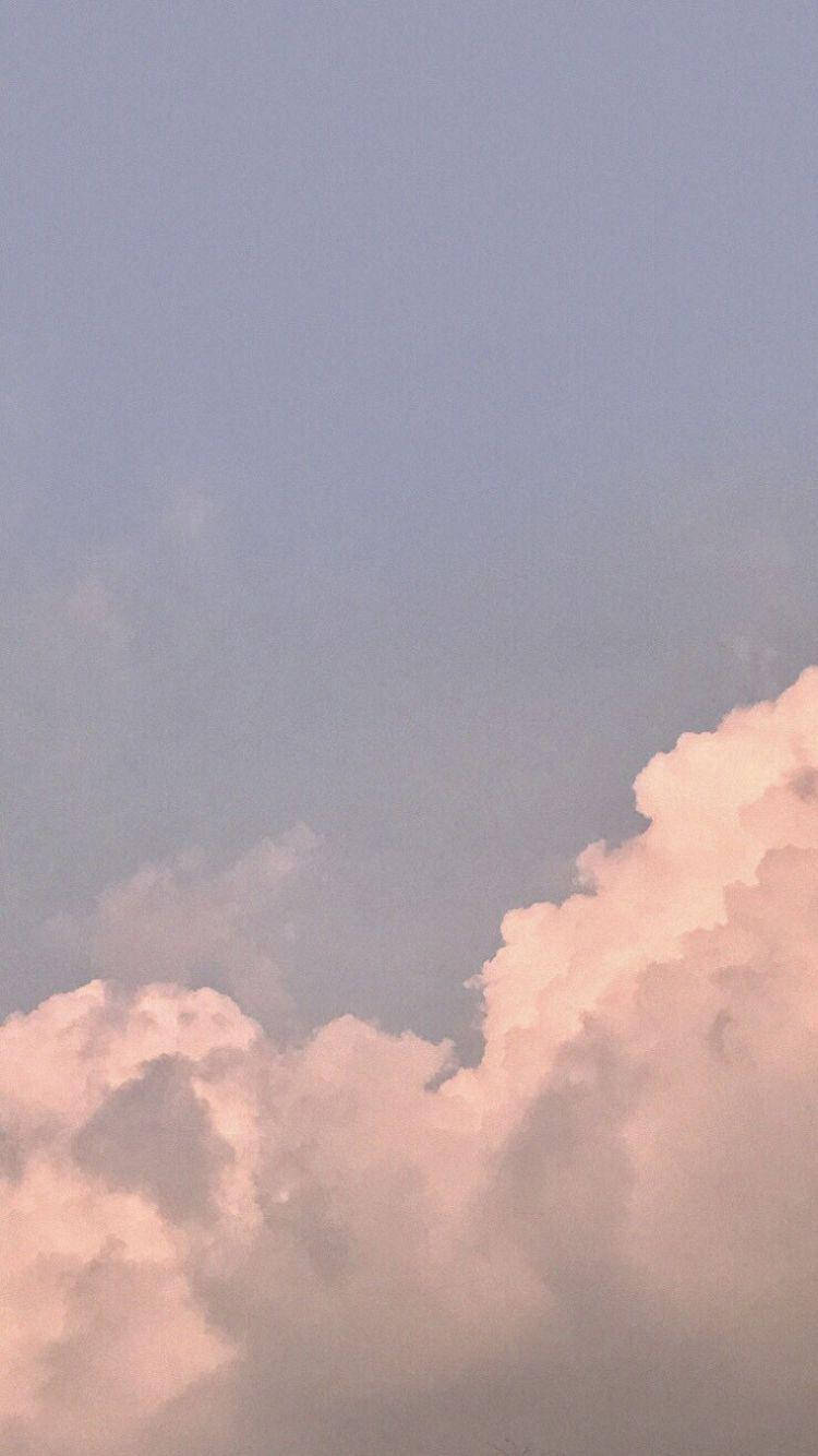 спокойное эстетичное небо из облаков
