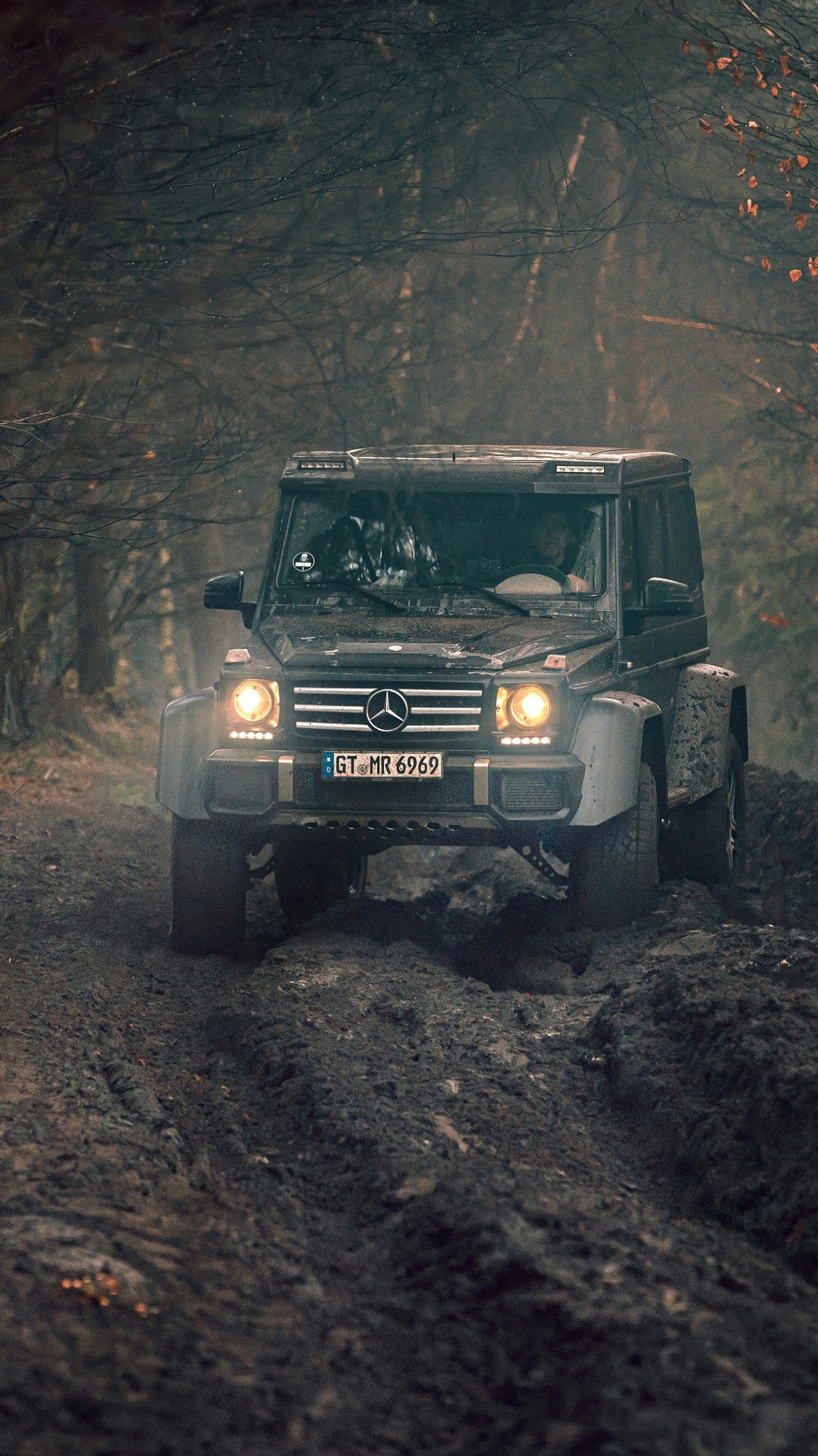 mercedes g500 4x4 off roading