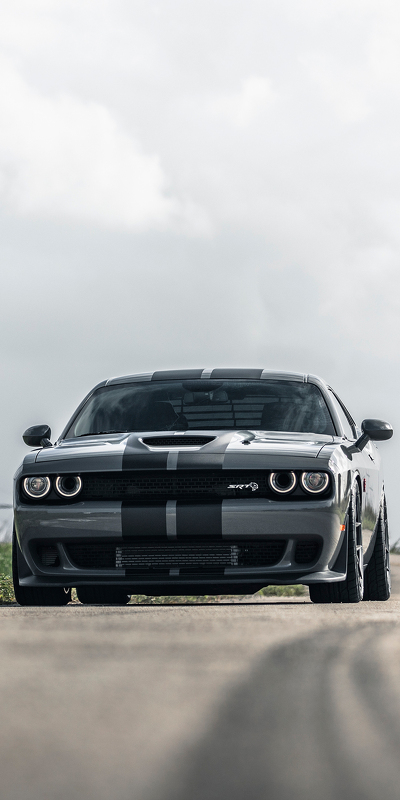 dodge challenger gray srt