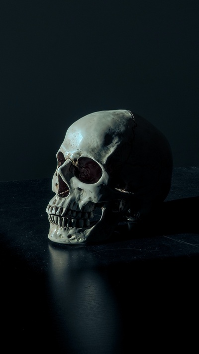 человек, черный череп, человеческое тело, голова скелета темная, скелет